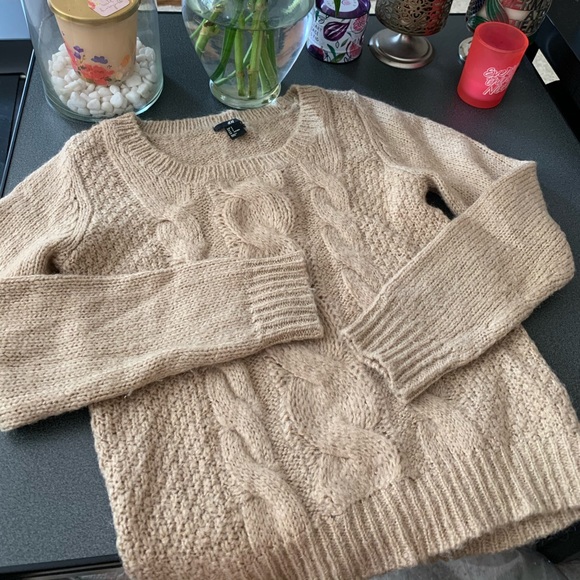 H&M Sweaters - H&M sweater